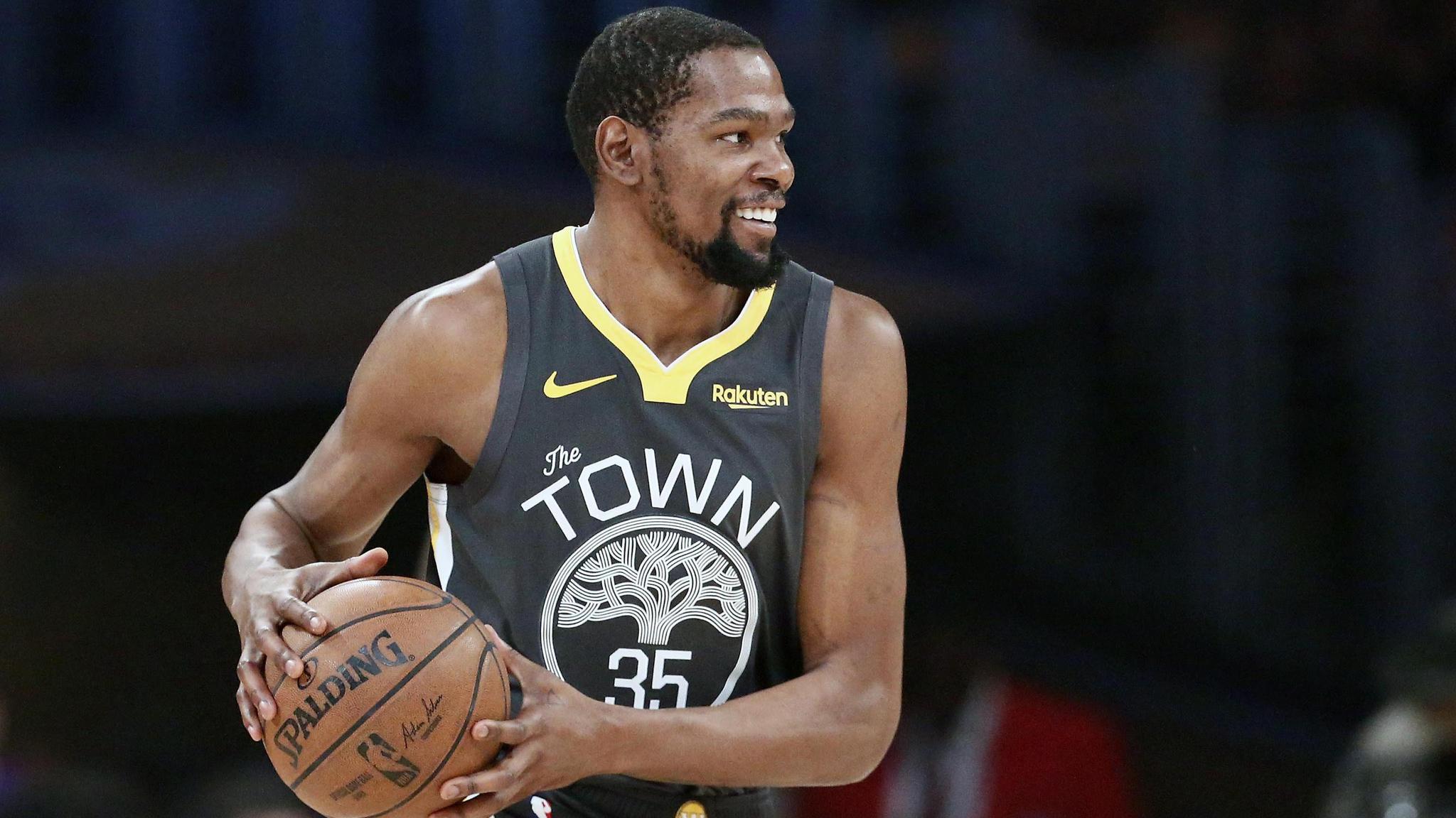 他不仅在场 他不仅在场